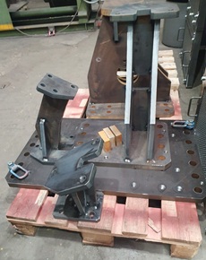 Konsolen für Antriebe und Bremsen